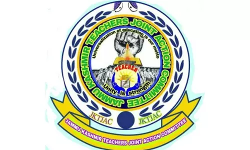 JKTJAC प्रतिनिधिमंडल ने DSEJ से मुलाकात कर मांगें रखी JKTJAC प्रतिनिधिमंडल ने DSEJ से मुलाकात कर मांगें रखी