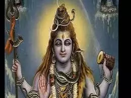 Somvati Amavasya 2025: ज्येष्ठ सोमवती अमावस्या पर पूजा के दौरान करें इन विशेष मंत्रों का जाप, महादेव होंगे प्रसन्न Somvati Amavasya 2025: ज्येष्ठ सोमवती अमावस्या पर पूजा के दौरान करें इन विशेष मंत्रों का जाप, महादेव होंगे प्रसन्न