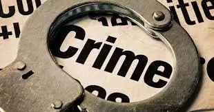 UP News: बुआ को गोली मारने के बाद थाने पहुंचे भतीजे ने पुलिस के सामने किया सरेंडर UP News: बुआ को गोली मारने के बाद थाने पहुंचे भतीजे ने पुलिस के सामने किया सरेंडर