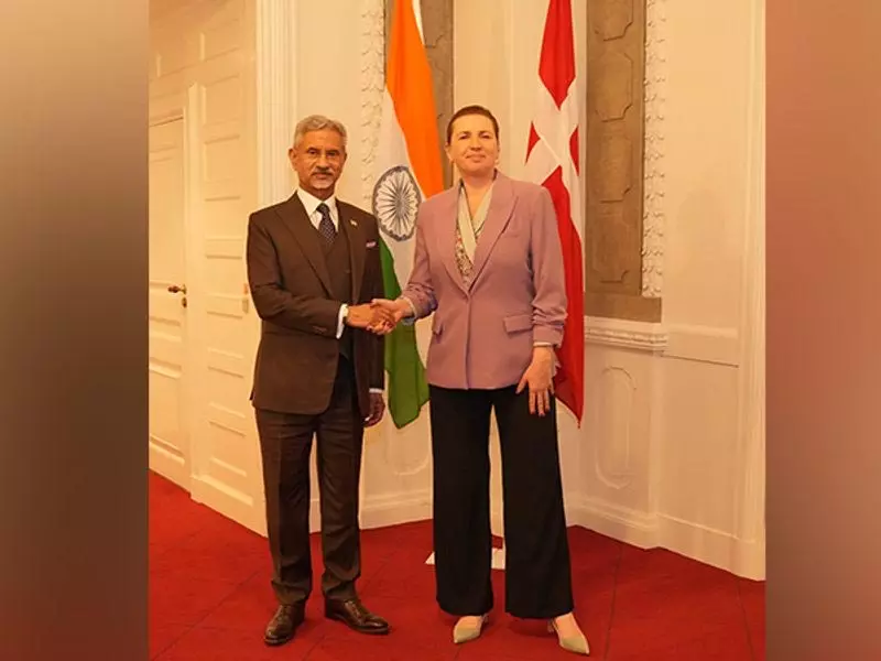 Jaishankar डेनमार्क पहुंचे, आतंकवाद विरोधी समर्थन सराहा, हरित साझेदारी बढ़ाई Jaishankar डेनमार्क पहुंचे, आतंकवाद विरोधी समर्थन सराहा, हरित साझेदारी बढ़ाई