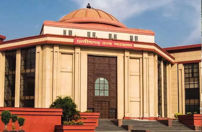 शहर में जलसंकट और अस्पतालों में असुविधा पर हाईकोर्ट ने जताई नाराजगी शहर में जलसंकट और अस्पतालों में असुविधा पर हाईकोर्ट ने जताई नाराजगी