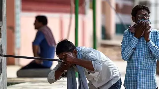 MP : 25 मई से शुरू होने वाले नौतपा से पहले ग्वालियर-चंबल क्षेत्र में धधकती ‘लू’ हवाएं MP : 25 मई से शुरू होने वाले नौतपा से पहले ग्वालियर-चंबल क्षेत्र में धधकती ‘लू’ हवाएं