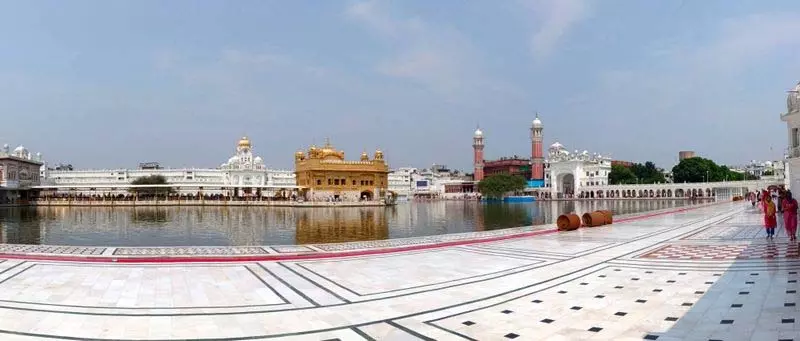 Golden Temple तक जाने वाली चार रेडियल सड़कों के नवीनीकरण का काम जल्द शुरू Golden Temple तक जाने वाली चार रेडियल सड़कों के नवीनीकरण का काम जल्द शुरू