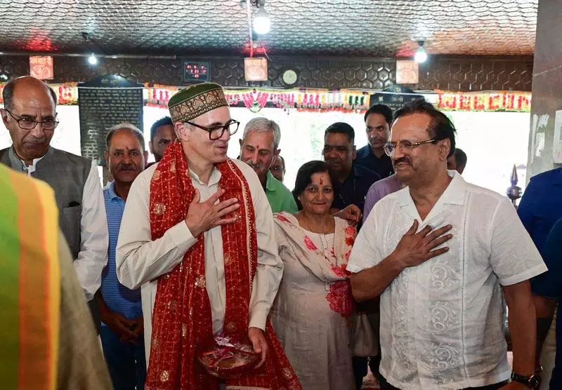 CM उमर ने सुरक्षित अमरनाथ यात्रा, खीर भवानी मेला सुनिश्चित करने का वादा किया CM उमर ने सुरक्षित अमरनाथ यात्रा, खीर भवानी मेला सुनिश्चित करने का वादा किया