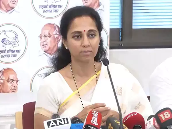 NCP-एसपी की सुप्रिया सुले ने आतंकवाद के खिलाफ एकजुट रुख पर दिया जोर NCP-एसपी की सुप्रिया सुले ने आतंकवाद के खिलाफ एकजुट रुख पर दिया जोर