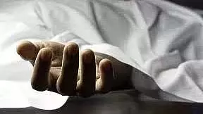 Tumkur : फैक्ट्री में नाला साफ करते समय दम घुटने से दो मजदूरों की मौत Tumkur : फैक्ट्री में नाला साफ करते समय दम घुटने से दो मजदूरों की मौत