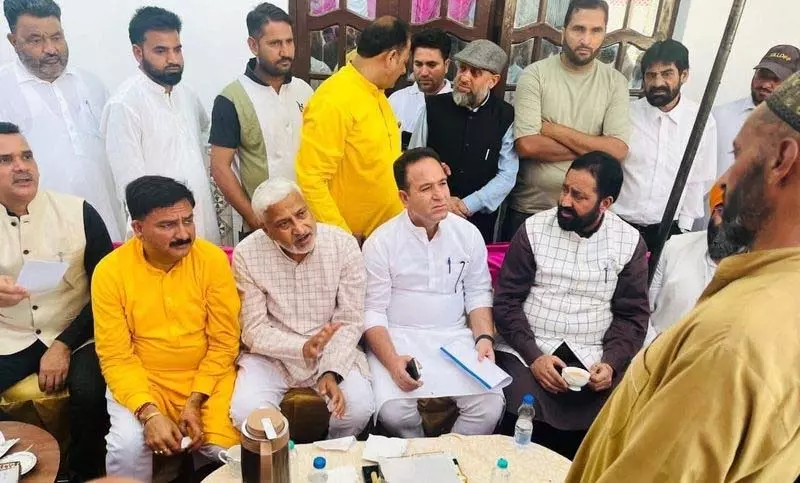 केंद्र गोलाबारी प्रभावितों को हरसंभव सहायता देने के लिए प्रतिबद्ध: BJP केंद्र गोलाबारी प्रभावितों को हरसंभव सहायता देने के लिए प्रतिबद्ध: BJP