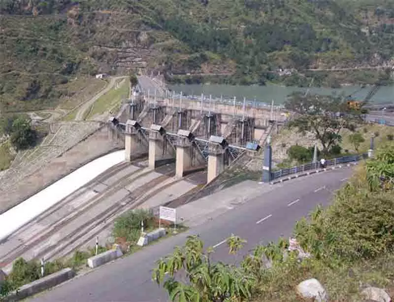 Larji dam से पानी छोड़ा जाएगा, परामर्श जारी Larji dam से पानी छोड़ा जाएगा, परामर्श जारी