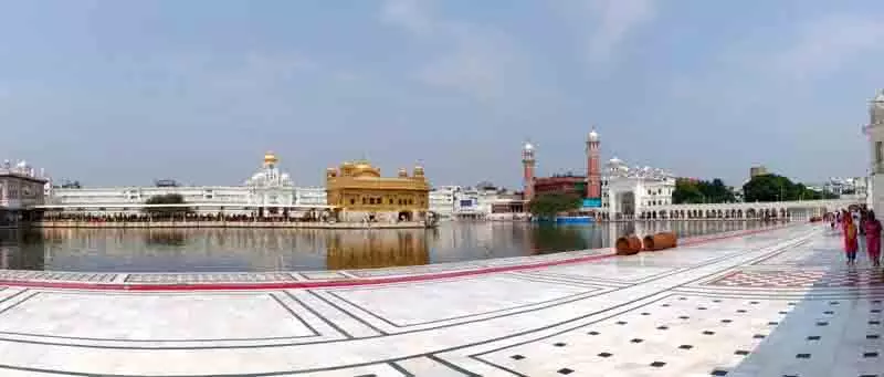 Golden Temple तक जाने वाली चार रेडियल सड़कों के नवीनीकरण का काम जल्द शुरू Golden Temple तक जाने वाली चार रेडियल सड़कों के नवीनीकरण का काम जल्द शुरू
