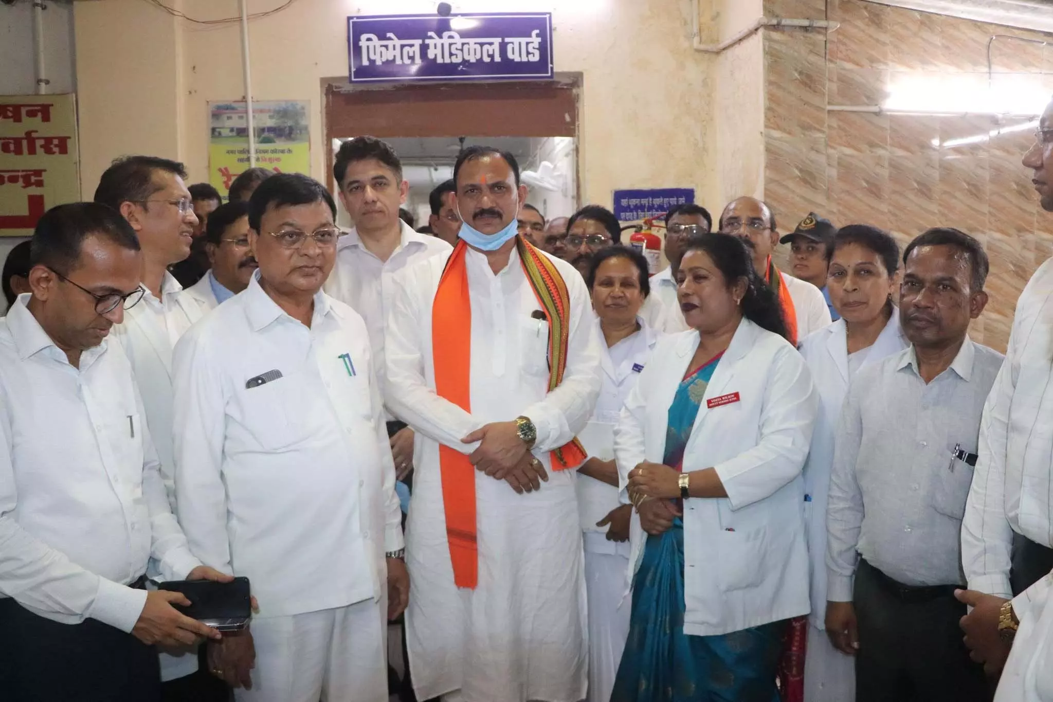 स्वास्थ्य मंत्री श्याम बिहारी जायसवाल ने किया इंदिरा गांधी चिकित्सालय का निरीक्षण स्वास्थ्य मंत्री श्याम बिहारी जायसवाल ने किया इंदिरा गांधी चिकित्सालय का निरीक्षण