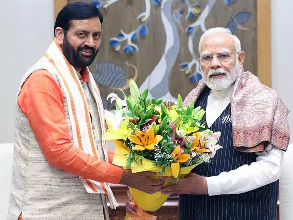 मुख्यमंत्री नायब सिंह सैनी ने प्रधानमंत्री नरेंद्र मोदी से मुलाकात की, ऑपरेशन सिंदूर के लिए उन्हें बधाई दी मुख्यमंत्री नायब सिंह सैनी ने प्रधानमंत्री नरेंद्र मोदी से मुलाकात की, ऑपरेशन सिंदूर के लिए उन्हें बधाई दी