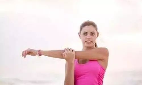 Health: कमर और पीठ दर्द से पाना है छुटकारा तो आज से ही शुरू करें स्ट्रेचिंग एक्सरसाइज Health: कमर और पीठ दर्द से पाना है छुटकारा तो आज से ही शुरू करें स्ट्रेचिंग एक्सरसाइज