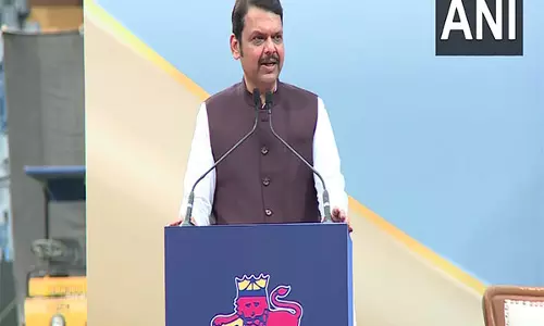 Maharashtra CM ने कल्याण में इमारत ढहने की घटना के पीड़ितों के लिए 5 लाख रुपये की वित्तीय सहायता की घोषणा की Maharashtra CM ने कल्याण में इमारत ढहने की घटना के पीड़ितों के लिए 5 लाख रुपये की वित्तीय सहायता की घोषणा की