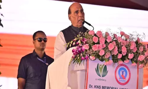 Rajnath Singh ने भारतीय समाज में डॉक्टरों की अमूल्य भूमिका की प्रशंसा की