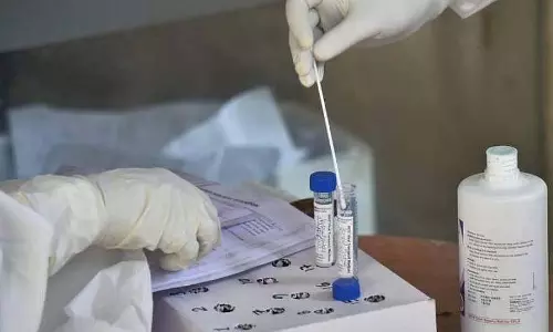 कोरोनावायरस का प्रसार: डॉक्टरों ने लोगों को खुद को अलग रखने की सलाह दी