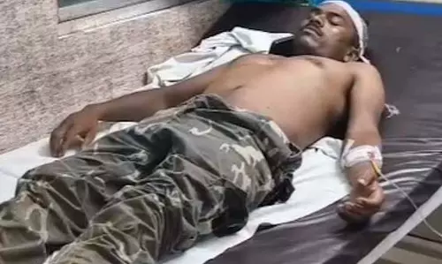DRG जवान आए करंट की चपेट में, सड़क में गिरी हुई थी बिजली तार DRG जवान आए करंट की चपेट में, सड़क में गिरी हुई थी बिजली तार