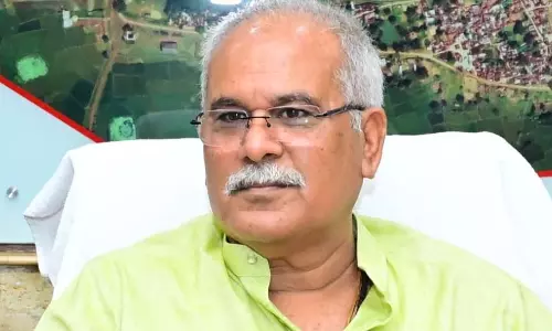 राहुल गांधी ने भूपेश बघेल को बैठक में बुलाया