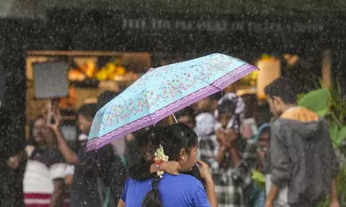 Bengaluru Weather Alert: मौसम का कहर, अगले 48 घंटों तक भारी बारिश Bengaluru Weather Alert: मौसम का कहर, अगले 48 घंटों तक भारी बारिश
