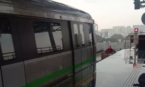 Bengaluru मेट्रो में गुप्त वीडियो बनाकर पोस्ट करने वालों पर गिरी गाज की तैयारी Bengaluru मेट्रो में गुप्त वीडियो बनाकर पोस्ट करने वालों पर गिरी गाज की तैयारी
