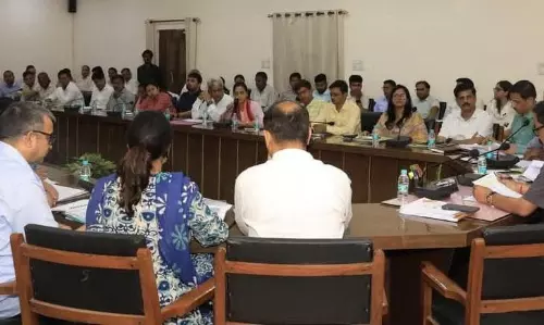 Bareilly: पोर्टल पर नही दिख रहे कई गांव, फरीदपुर की प्रगति कम Bareilly: पोर्टल पर नही दिख रहे कई गांव, फरीदपुर की प्रगति कम