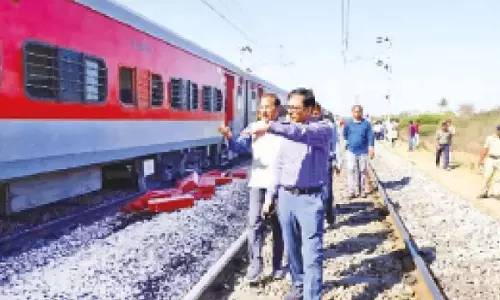 Rajdhani एक्सप्रेस को पटरी से उतारने की साजिश नाकाम