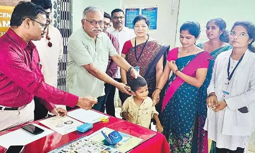 एडी ने DEIC का दौरा किया, आरबीएसके के तहत बाल स्वास्थ्य सेवाओं की समीक्षा की एडी ने DEIC का दौरा किया, आरबीएसके के तहत बाल स्वास्थ्य सेवाओं की समीक्षा की
