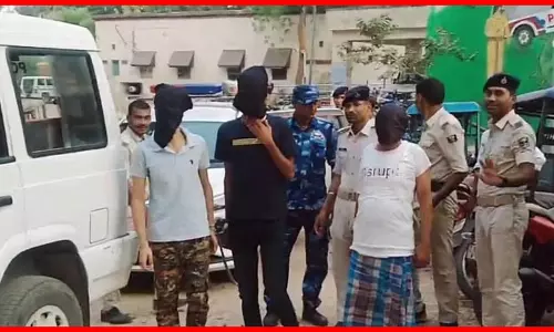 मंदिर में लूट मामले में पुजारी के भतीजे समेत पांच गिरफ्तार, आठ लाख रुपए बरामद