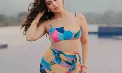सृष्टि रोड़े ने अपनी Mona Ki Manohar Kahaniyaan भूमिका के बारे में बात की सृष्टि रोड़े ने अपनी Mona Ki Manohar Kahaniyaan भूमिका के बारे में बात की