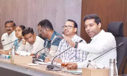 कलेक्टर ने व्यापारियों को नकली बीज बेचने से किया आगाह