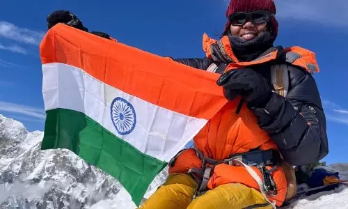 Berhampur की महिला ने नेपाल की तीन चोटियों पर चढ़ाई की
