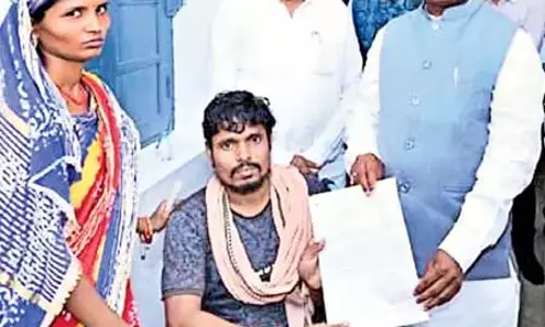 Odisha : 14 लोगों को 13.50 लाख की आर्थिक सहायता
