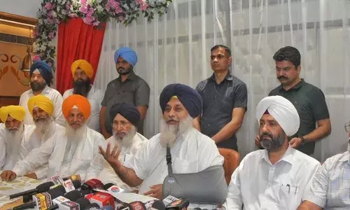 सुखबीर बादल का आप पर हमला, Punjab दिल्ली की तिकड़ी के हाथों में, सीएम मान कहीं नहीं