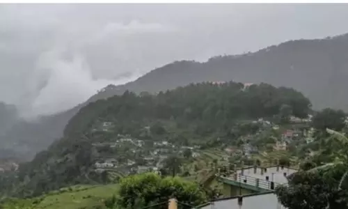 Dehradun: पहाड़ों में आज भी मौसम जर्जर, तेज हवाओं संग हल्की वर्षा का पूर्वानुमान