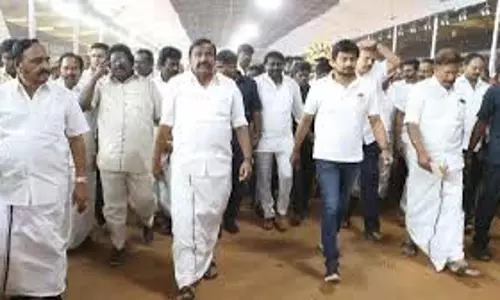 गंभीर आरोपों के बीच डीएमके युवा विंग के पदाधिकारी को हटाया गया गंभीर आरोपों के बीच डीएमके युवा विंग के पदाधिकारी को हटाया गया