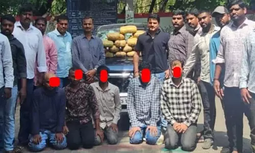 कुख्यात चेन स्नैचर, गांजा तस्कर Syed Saeed Hussain उर्फ ​​लांबा साथियों के साथ गिरफ्तार