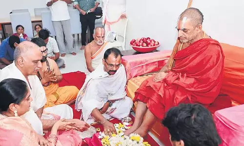 Telangana: चिन्ना जीयर स्वामी ने संगारेड्डी में ब्रह्मोत्सवम में भाग लिया