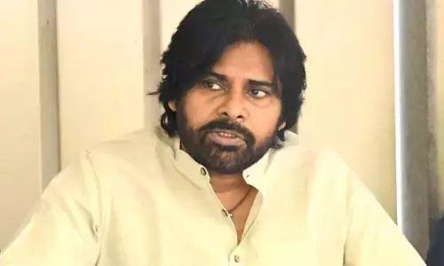 Andhra : सिल्वर स्क्रीन पर पवन का जनता से आमना-सामना