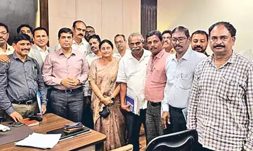 Andhra : शिक्षक संघों के साथ वार्ता सफल रही