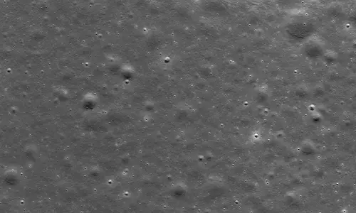 NASA ने चांद पर लैंडिंग साइट की तस्वीर ली NASA ने चांद पर लैंडिंग साइट की तस्वीर ली