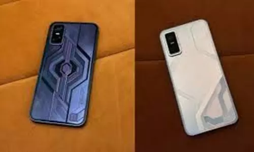 Infinix GT 30 Pro में RGB लाइटिंग, लीक तस्वीरों से खुलासा Infinix GT 30 Pro में RGB लाइटिंग, लीक तस्वीरों से खुलासा