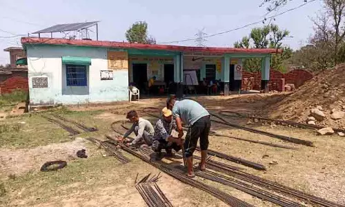 NGO द्वारा गोद लिए गए स्कूल ने नूरपुर क्षेत्र में एक मिडिल स्कूल को बदल दिया