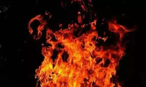 Hyderabad के गुडीमलकापुर में अगरबत्ती निर्माण इकाई में  लगी आग