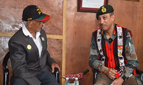 Nagaland: लेफ्टिनेंट जनरल विकास लखेरा ने मोकोकचुंग में सुरक्षा स्थिति की समीक्षा की Nagaland: लेफ्टिनेंट जनरल विकास लखेरा ने मोकोकचुंग में सुरक्षा स्थिति की समीक्षा की