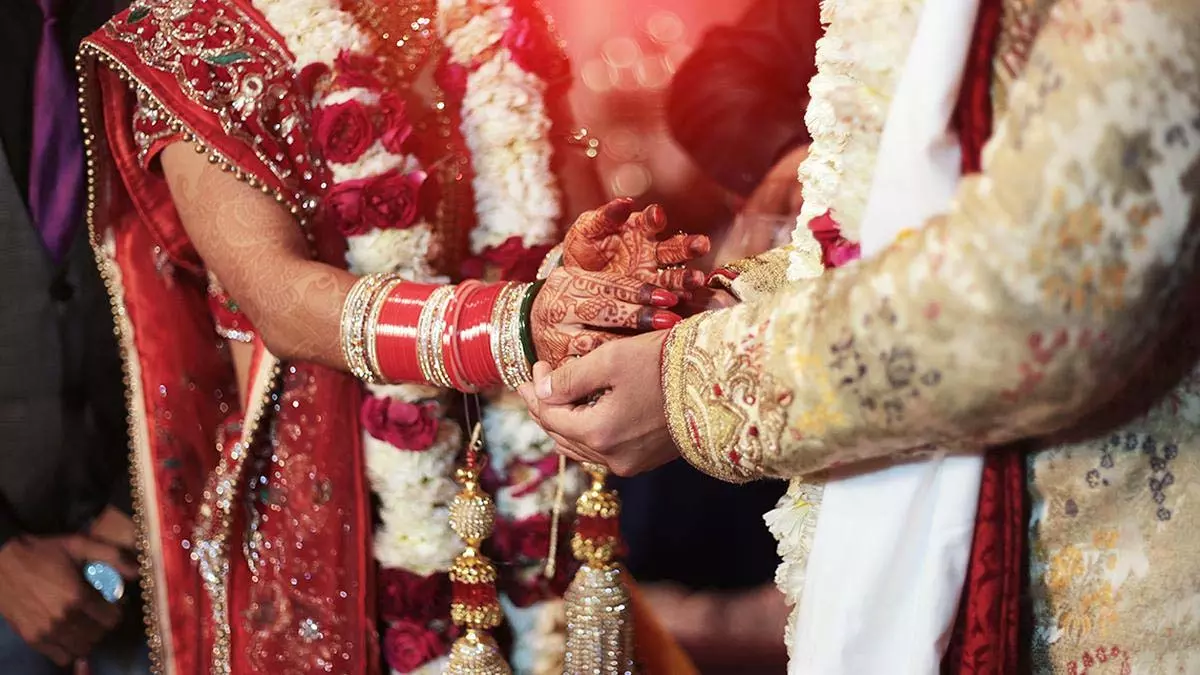 Hyderabad: रिश्ते की आड़ में धोखाधड़ी Hyderabad: रिश्ते की आड़ में धोखाधड़ी