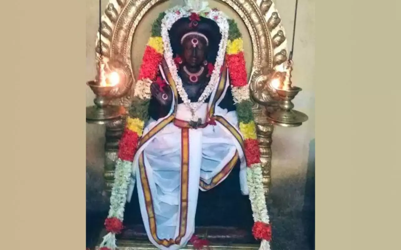 Ganesh ji की पूजा इंसान के रूप में होती है, जानें इस मंदिर का रहस्य Ganesh ji की पूजा इंसान के रूप में होती है, जानें इस मंदिर का रहस्य