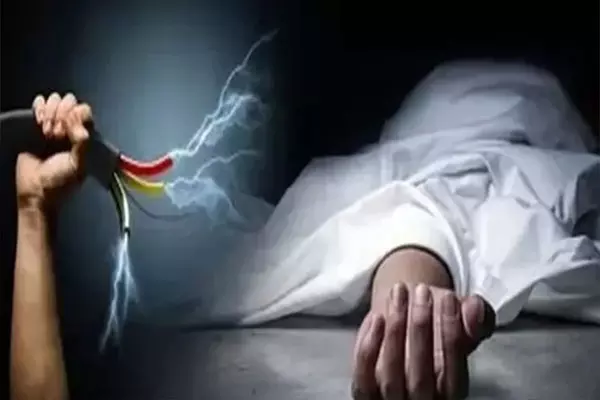 Ghazipur: काशीदास पूजा के दौरान करंट लगने से चार की मौत Ghazipur: काशीदास पूजा के दौरान करंट लगने से चार की मौत