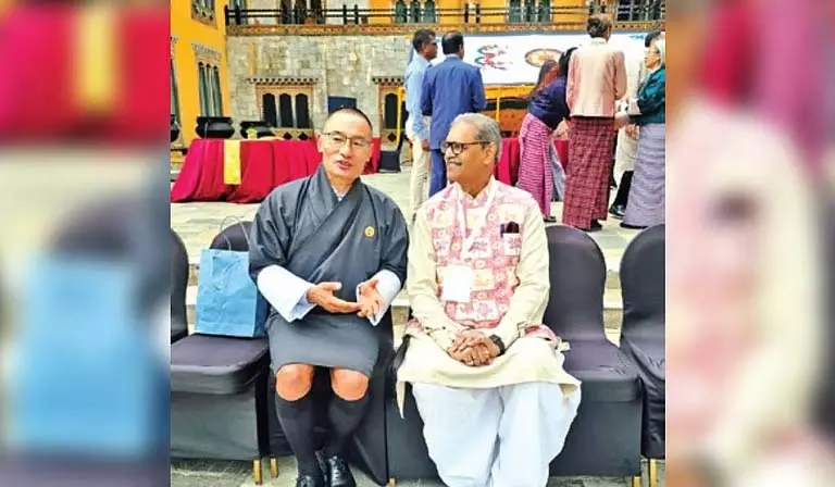 उपमुख्यमंत्री KV सिंह देव ने प्रवासी श्रमिकों की मदद के लिए देशों के बीच घनिष्ठ सहयोग का आह्वान किया उपमुख्यमंत्री KV सिंह देव ने प्रवासी श्रमिकों की मदद के लिए देशों के बीच घनिष्ठ सहयोग का आह्वान किया