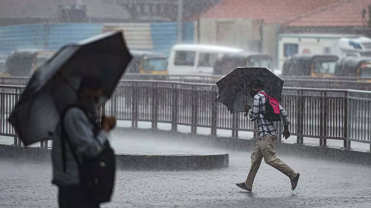 मुंबई में मई में प्री-मॉनसून बारिश का आंकड़ा 700% से ज़्यादा रहा मुंबई में मई में प्री-मॉनसून बारिश का आंकड़ा 700% से ज़्यादा रहा