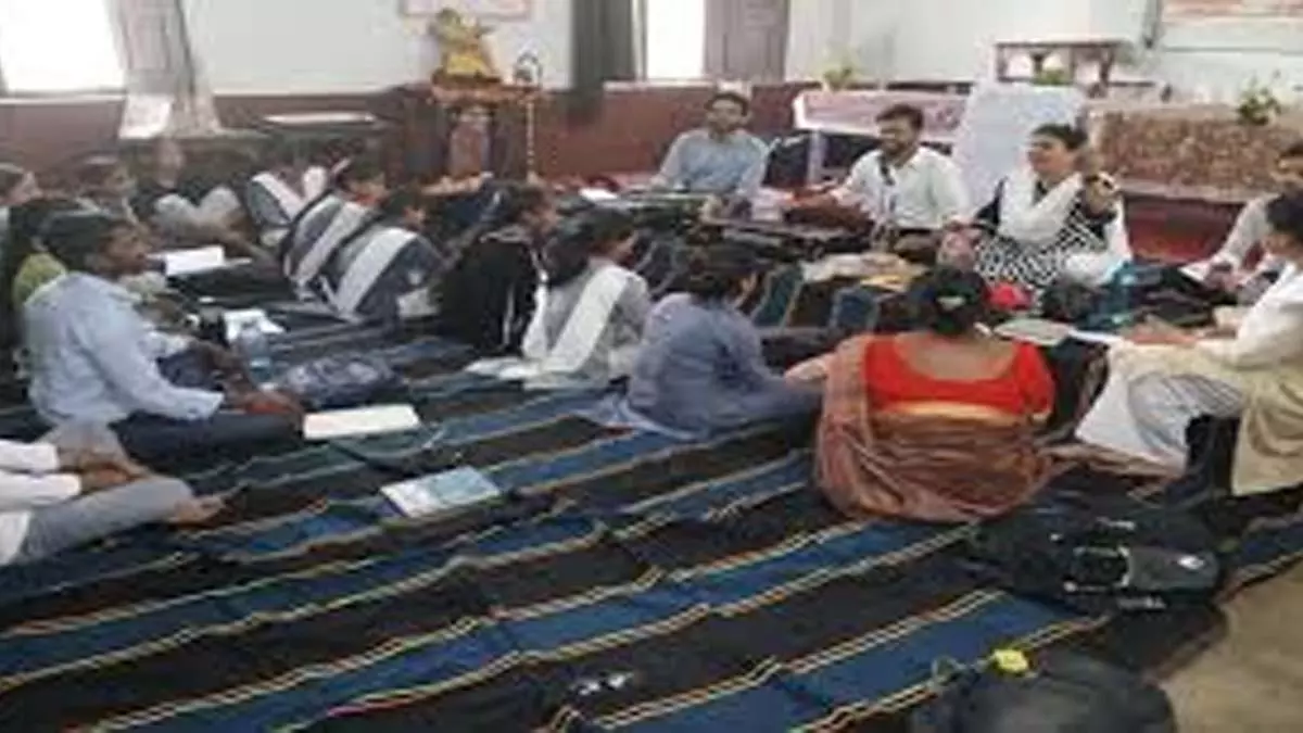 ASVS ने संस्कृत और भारतीय संगीत कार्यशाला शुरू की ASVS ने संस्कृत और भारतीय संगीत कार्यशाला शुरू की