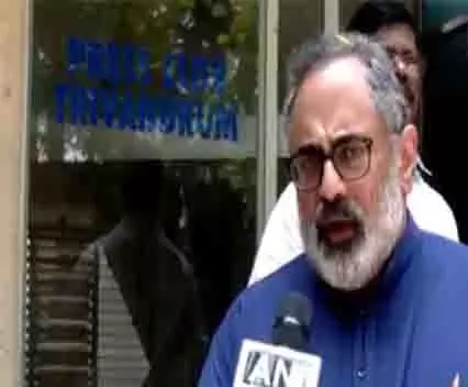 वरिष्ठ IAS अधिकारी विनय कुमार चौबे की गिरफ्तारी पर भाजपा सांसद निशिकांत दुबे ने कही ये बात वरिष्ठ IAS अधिकारी विनय कुमार चौबे की गिरफ्तारी पर भाजपा सांसद निशिकांत दुबे ने कही ये बात